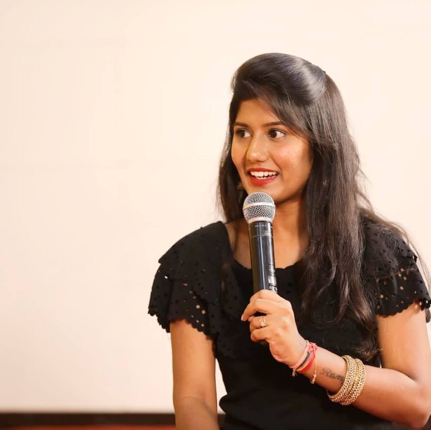 Emcee Indu 