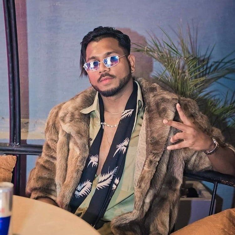 KING 