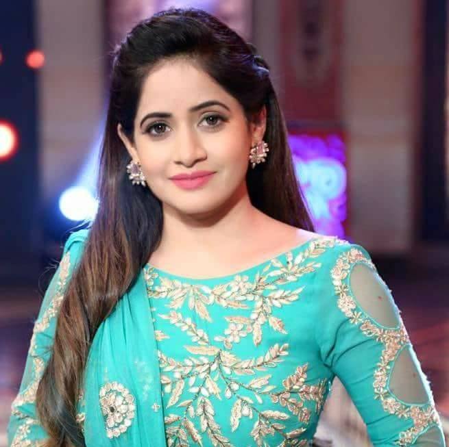 Miss Pooja