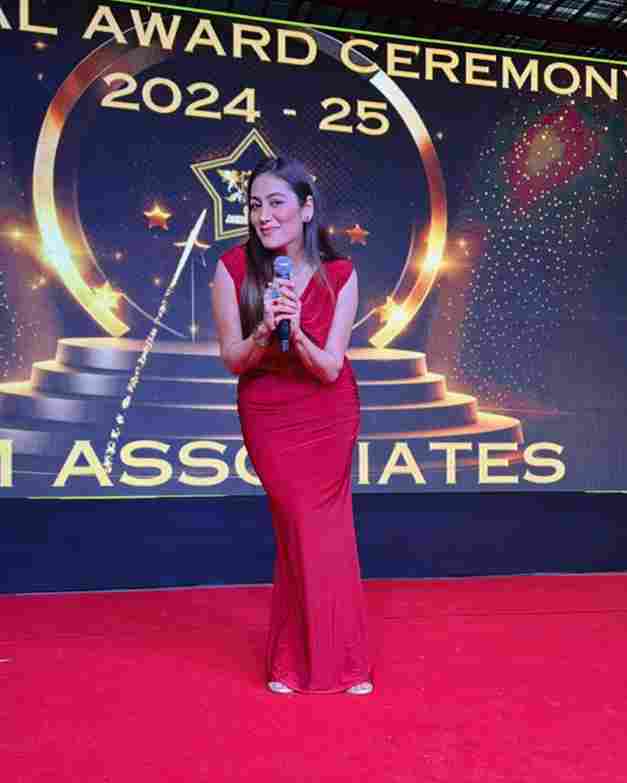 Urvashi Solanki 