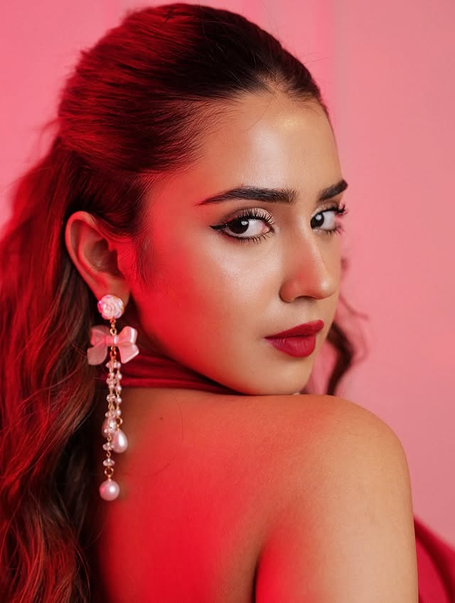 Roshni  walia