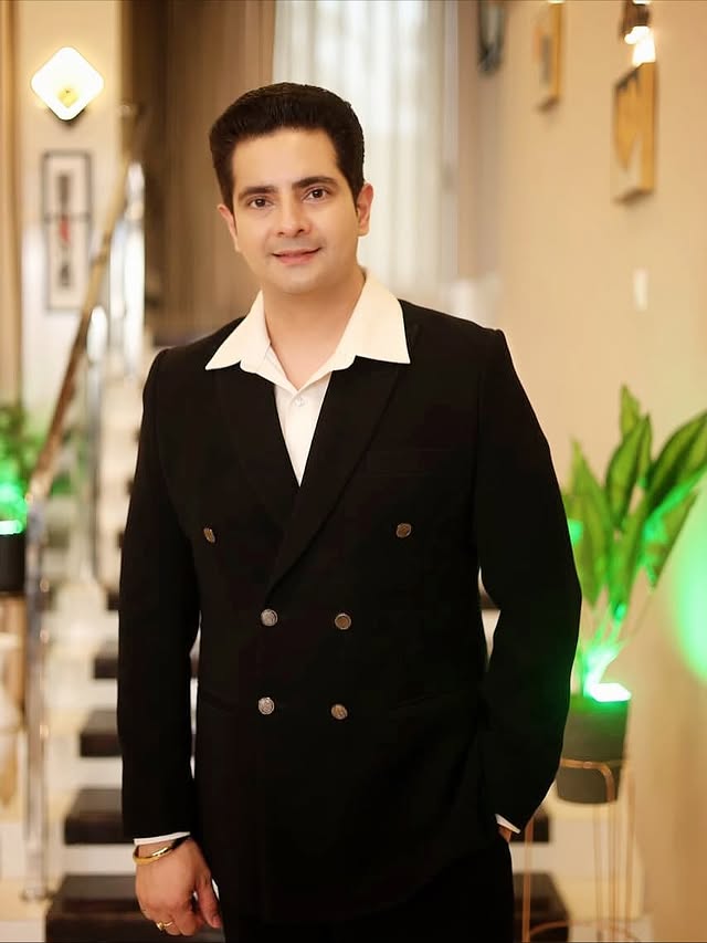 Karan  Mehra