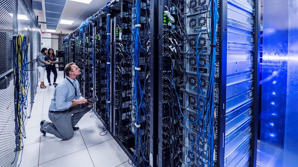 Why servers are important for setting up big events