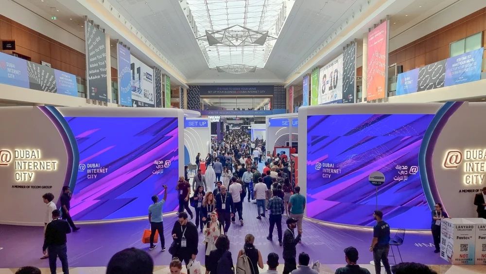 International Corporate Travel Management Services for Business Trips Around the World—On-Trip Coordination