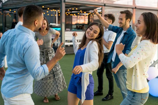 Employee Engagement & Entertainment for Corporate Parties