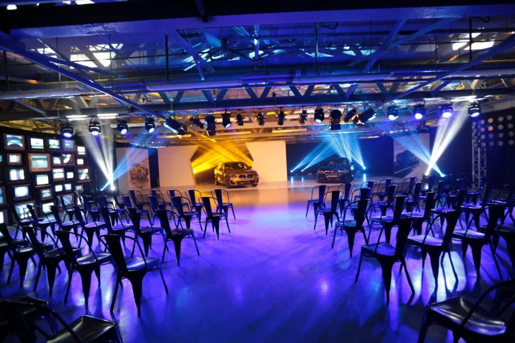 Services for planning events for launching new products