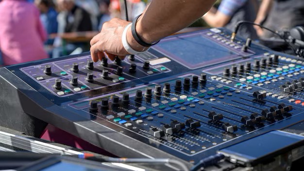 Rider and Audience Engagement Tools
