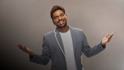 Top 12 Stand-Up Comedians for Corporate Events in India