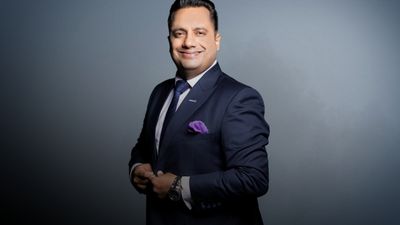 Book Now Top 10 Famous Speakers in Delhi for Events