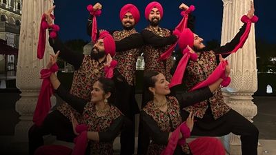 Top 10 Dance Groups in Delhi for Stage Shows