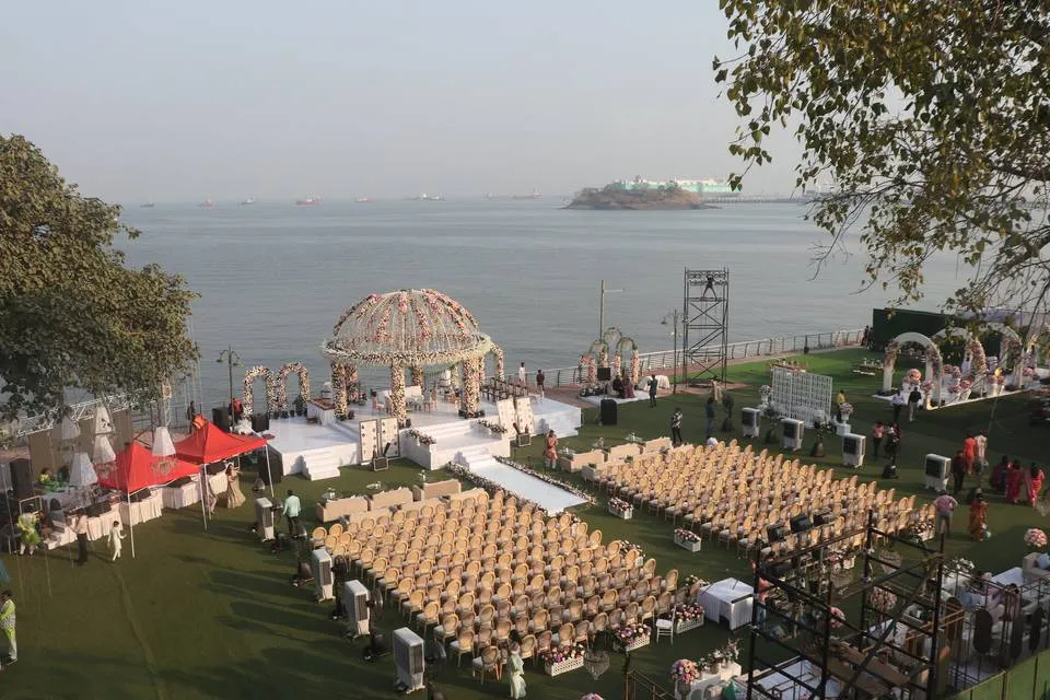 Bayview Lawns