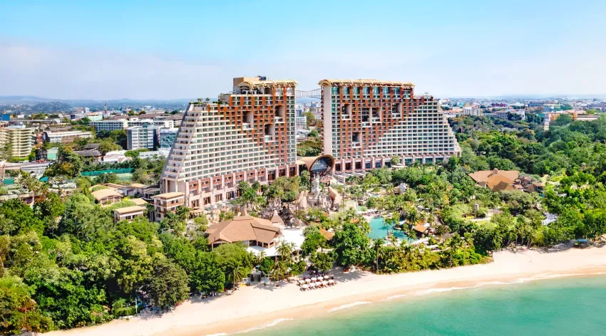 Centara Grand Mirage Beach Resort 