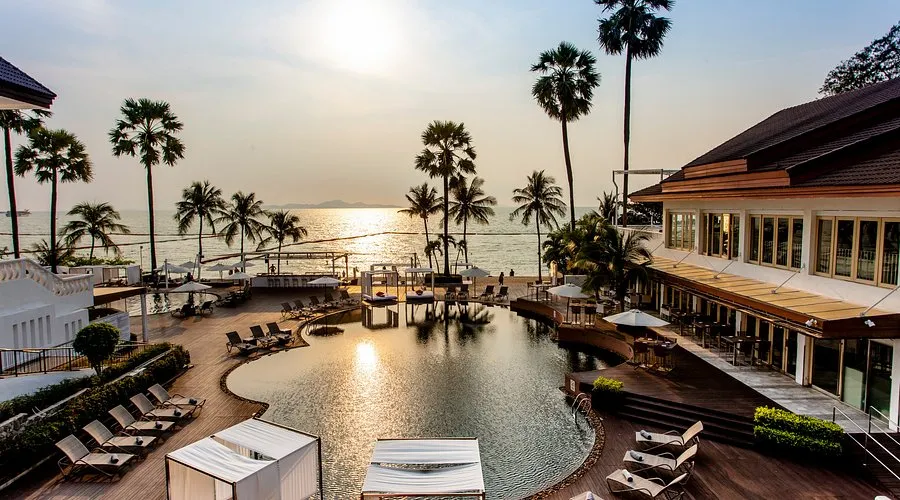 Pullman Pattaya Hotel G
