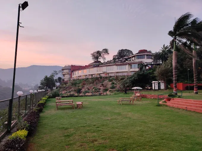 The Dukes Retreat