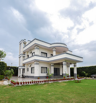 H M Farm